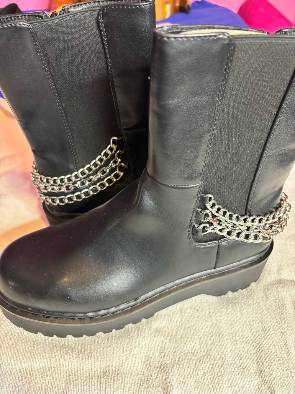 Wild Pair Rocksann Chain Zipper Ankle Boots – Black – Women’s Size 9 – NEW